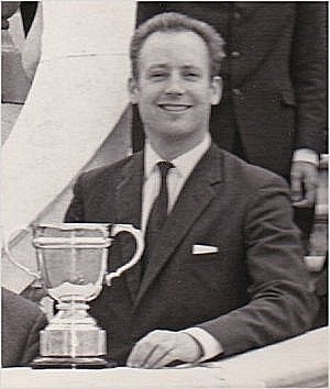 Tony Denniss with Commando award cup pic