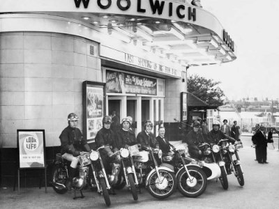 Testers outside Woolwich Odeon cinema (c.1964) pic